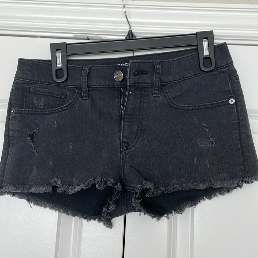 Express Outlet Distressed Shorts